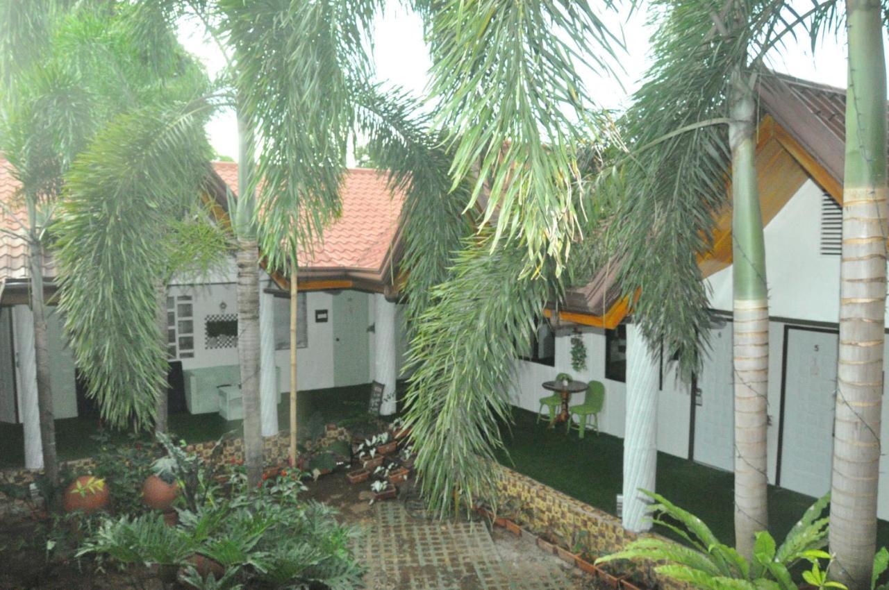Infinite Green Pension Puerto Princesa Ngoại thất bức ảnh