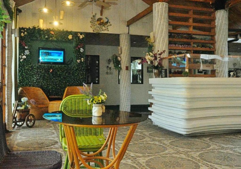 Infinite Green Pension Puerto Princesa Ngoại thất bức ảnh
